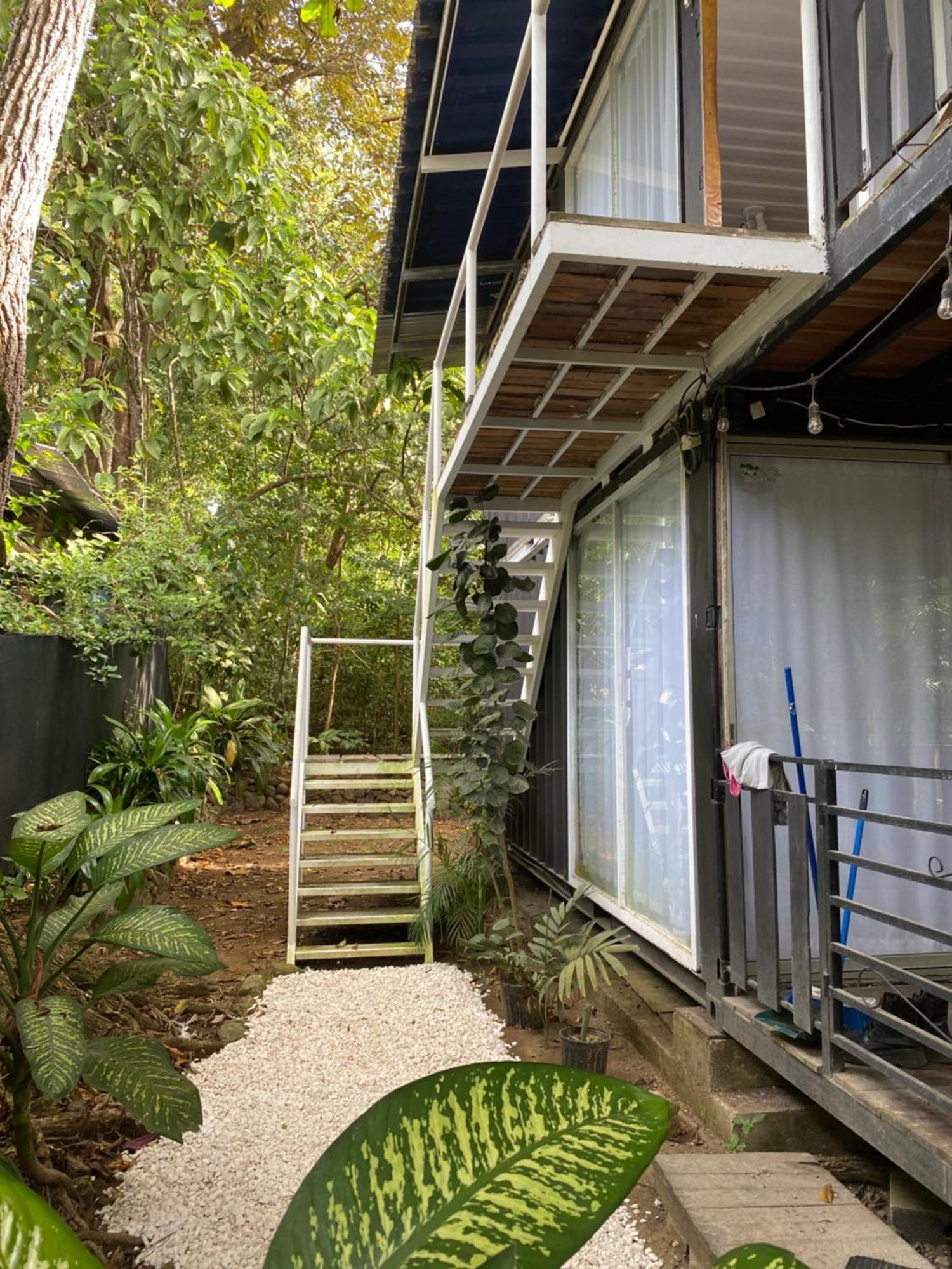 Nahele Lodge Playa Santa Teresa  外观 照片